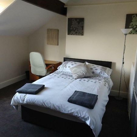 John St Town House - Self Catering - Guesthouse Style - Great Value Family And Double Rooms Workington Exteriör bild